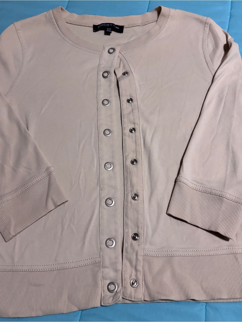 Jones New York Cream Snap-Front Top